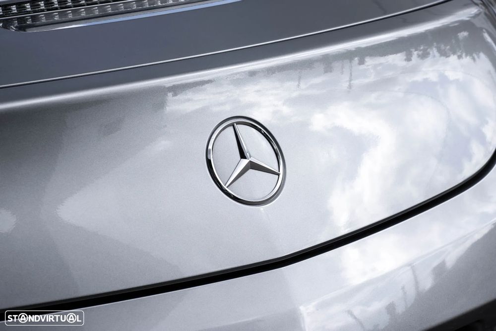 Mercedes-Benz SLS 63 AMG Roadster - 26