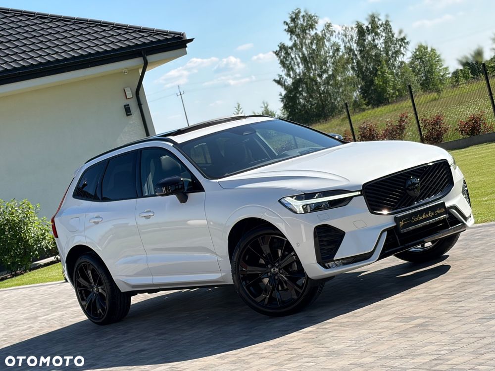 Volvo XC 60 B5 B AWD Ultra Black Edition - 28