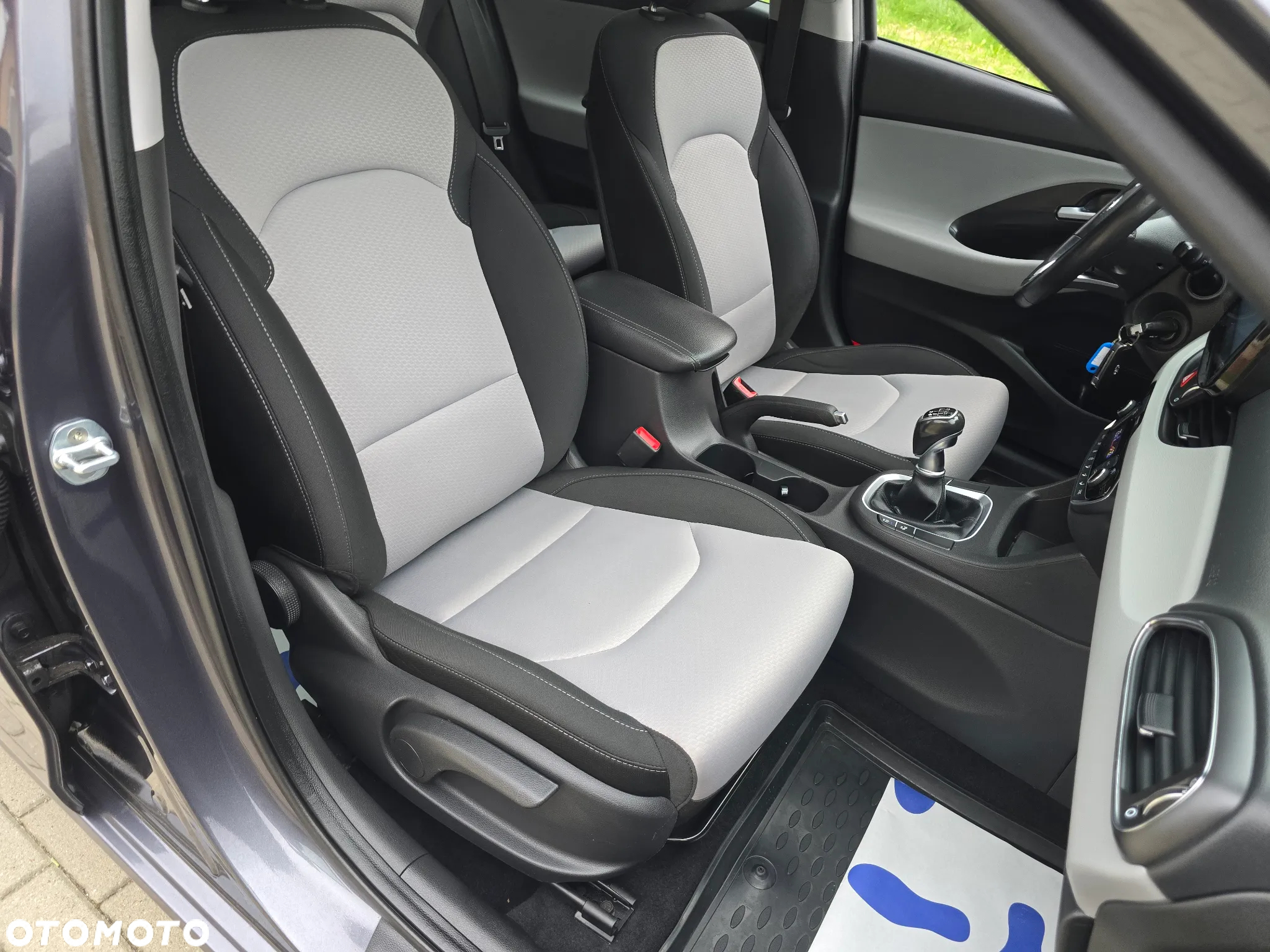 Hyundai i30 1.4 T-GDI Fastback Premium - 33