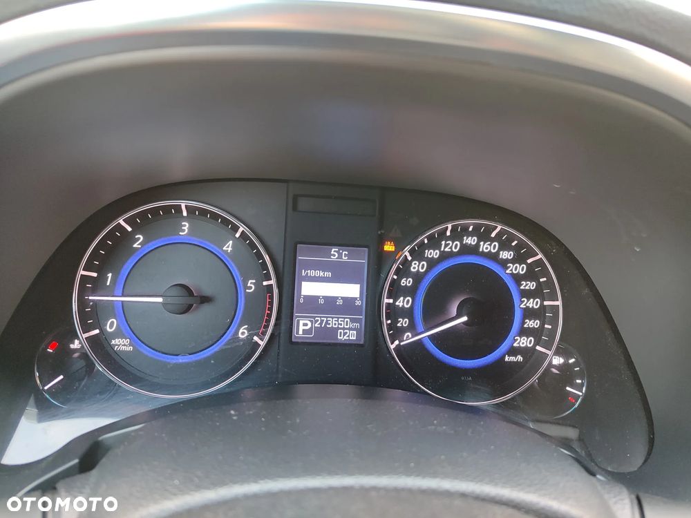 Infiniti QX70 3.0d S - 19