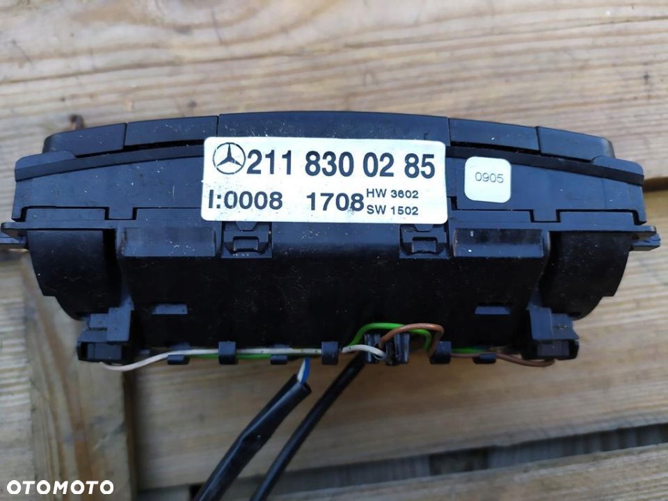 MERCEDES W211 PANEL KLIMATYZACJI TYLNY 2118300285 - 3