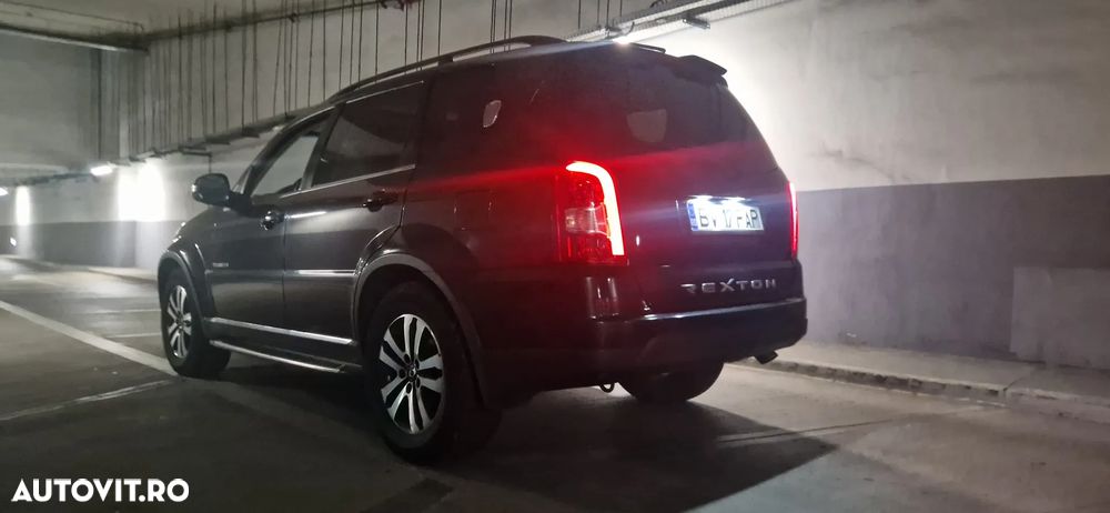SsangYong REXTON W 2.0 e-XDI 4WD DLX Plus Aut. - 10