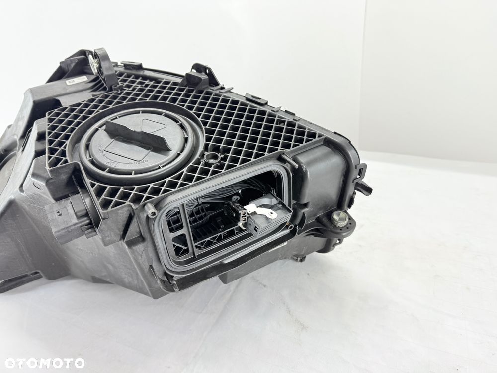 Lampa przednia prawa Mercedes GLC A253 W253 X253 PERFORMANCE LIFT FL - 4