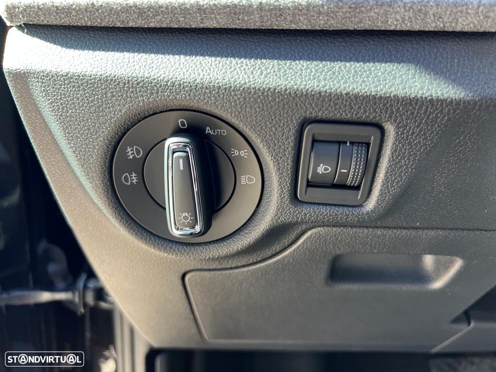 Skoda Kamiq 1.0 TSI Selection DSG - 16