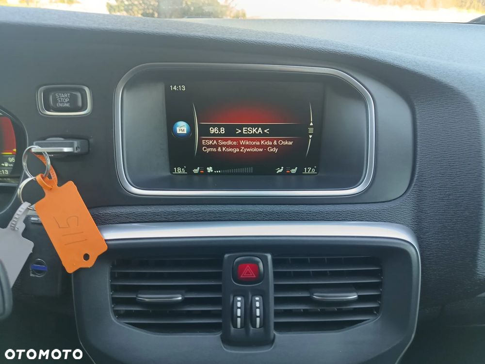 Volvo V40 D3 - 11