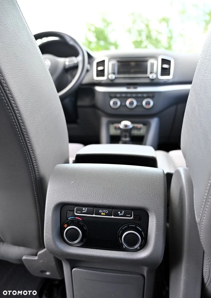 Volkswagen Sharan - 31