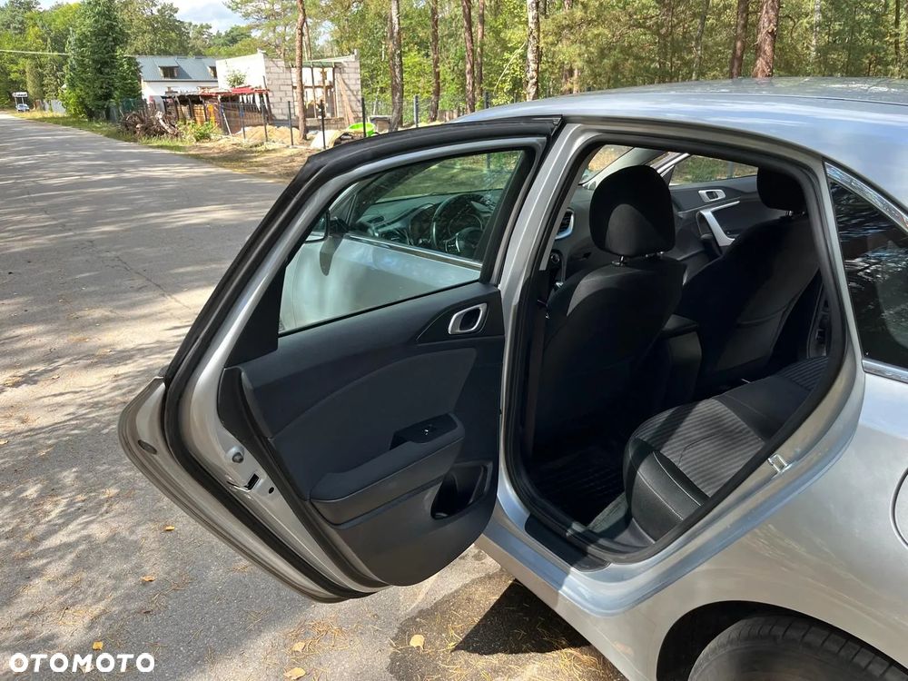 Kia Ceed 1.0 T-GDI M - 33