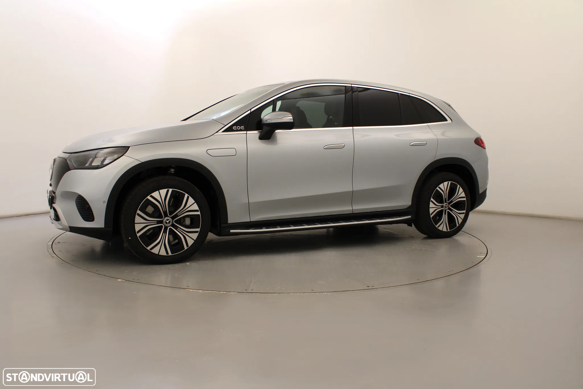 Mercedes-Benz EQE SUV 300 - 13