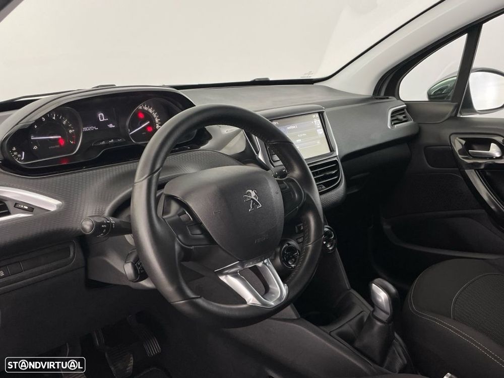 Peugeot 208 1.2 PureTech Style - 16