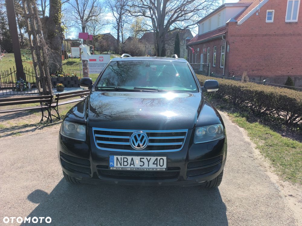 Volkswagen Touareg - 2