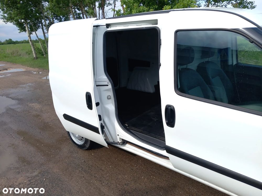 Opel Combo - 20