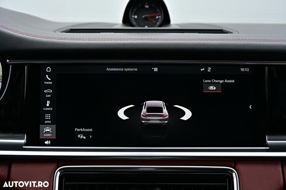 Porsche Panamera - 27