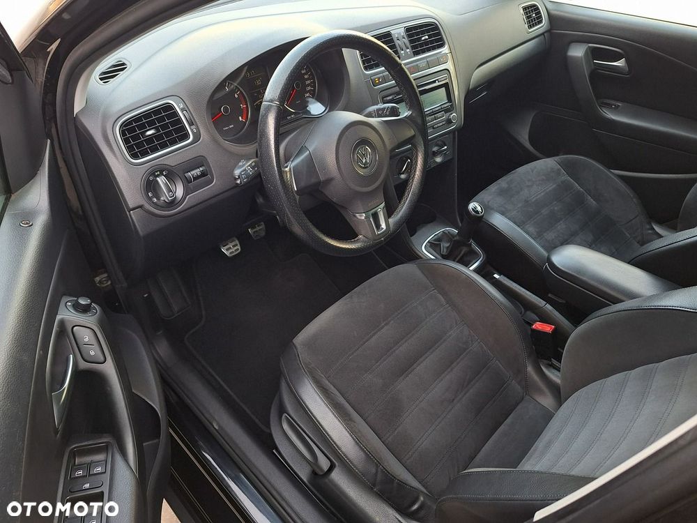 Volkswagen Polo Cross - 13