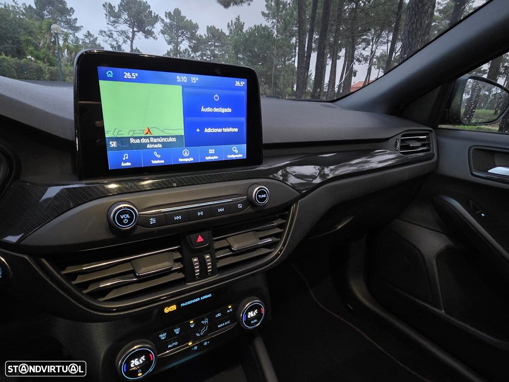 Ford Focus SW 1.0 EcoBoost Hybrid ST-LINE - 10