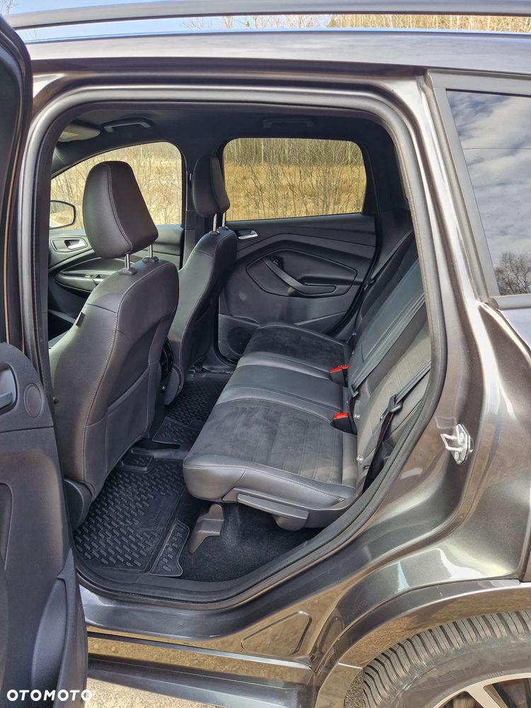 Ford Kuga 2.0 TDCi 4x4 ST-Line - 20