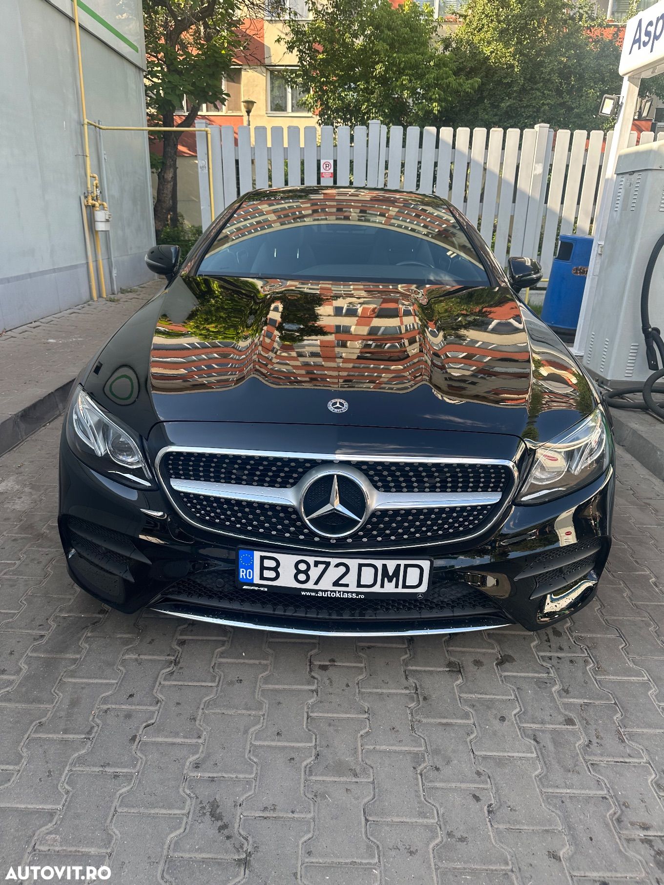 Mercedes-Benz E - 1