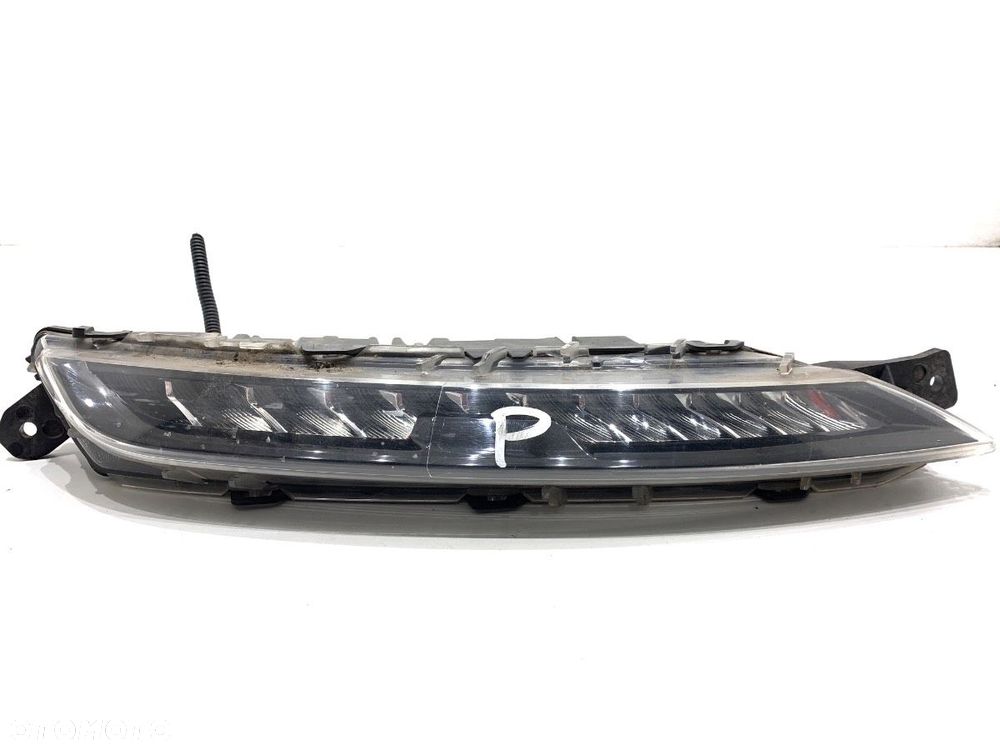 LAMPA DRL PRAWY PRZÓD CITROEN C4 GRAND PICASSO II (DA_, DE_) 2013 - 2022 1.6 BlueHDi 120 88 kW [120 - 1
