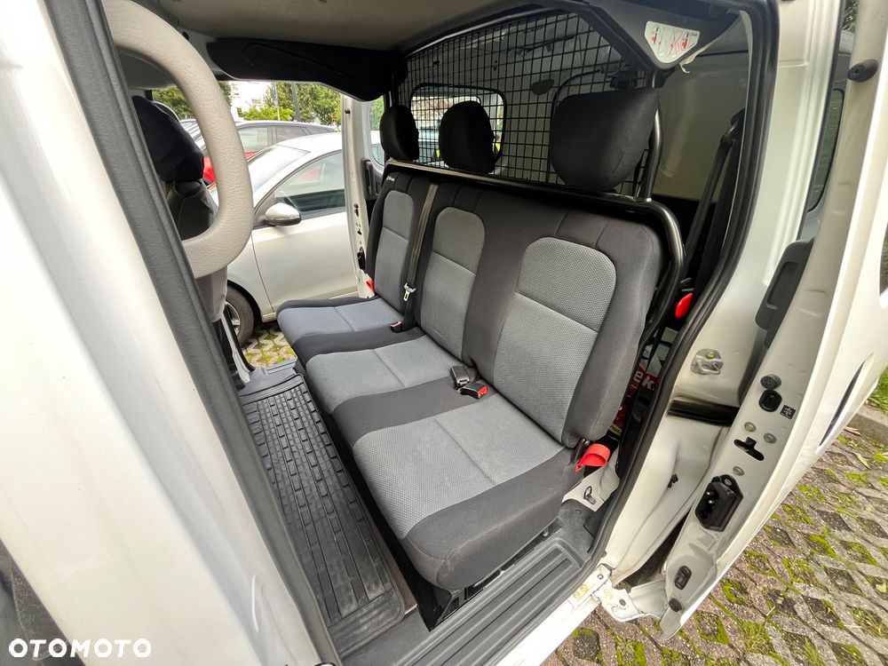 Nissan NV200 - 10