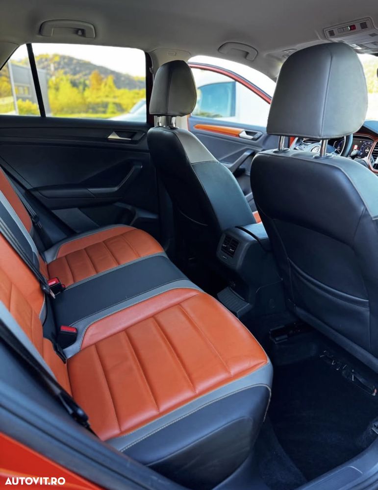 Volkswagen T-Roc 2.0 TDI SCR 4MOTION DSG Sport - 9
