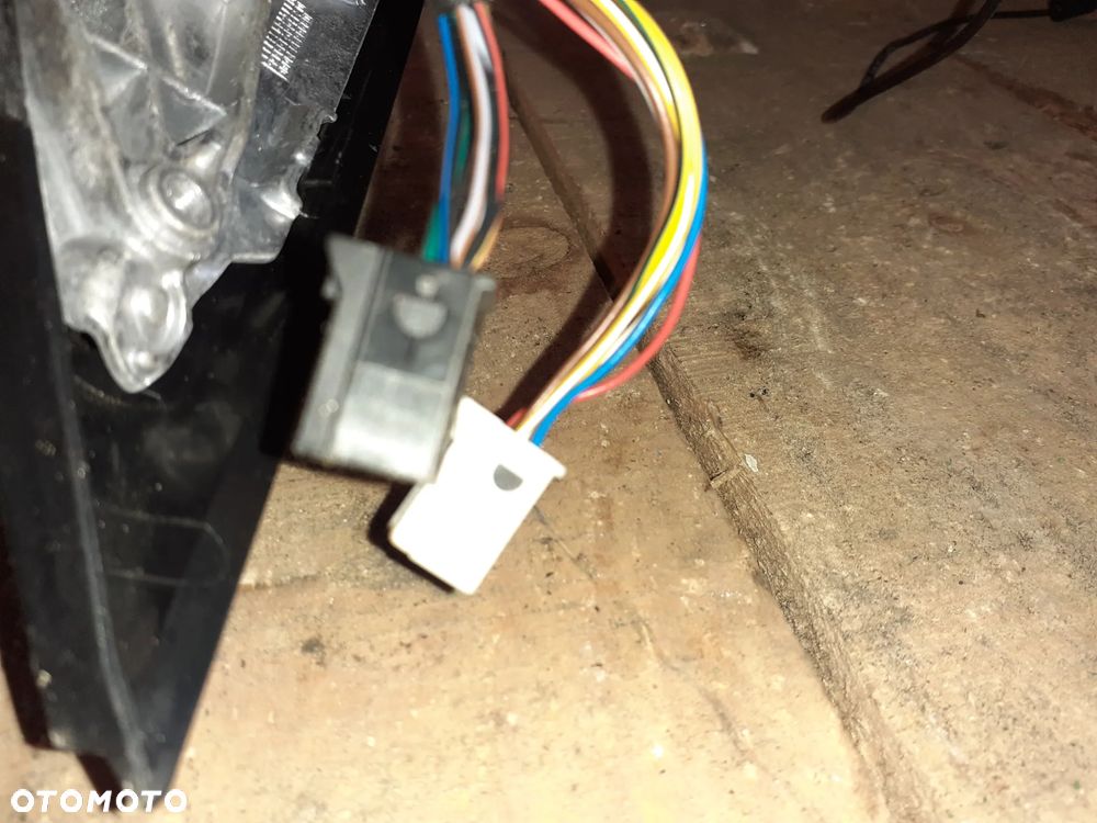 Mercedes GLC W253 Lusterko Lewe 16+3 - 4