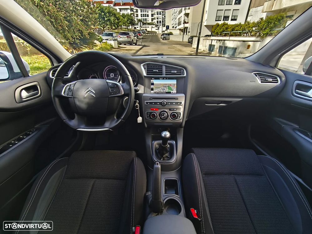 Citroën C4 1.6 BlueHDi Live - 17