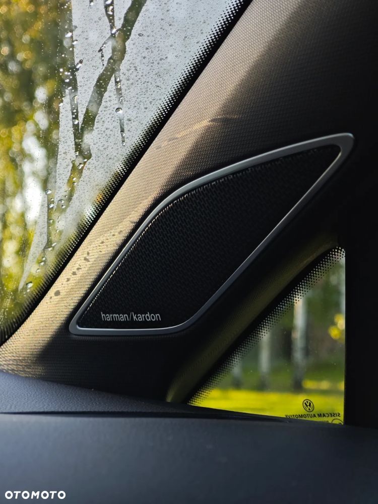 Volkswagen Golf - 22