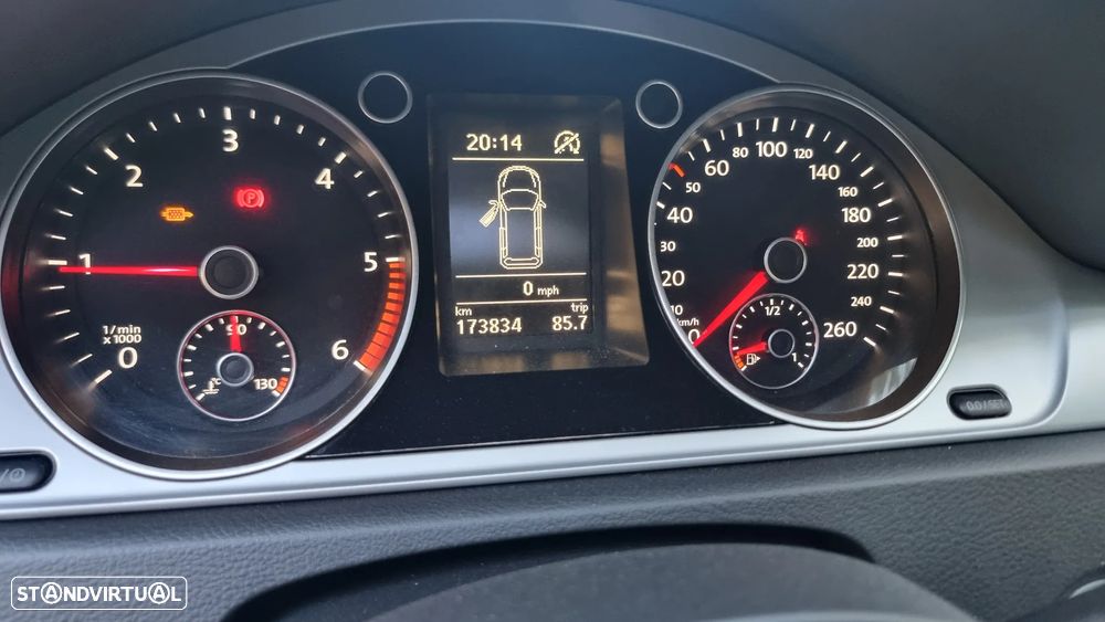 VW Passat Variant 1.6 TDI Confortline BlueMotion - 10