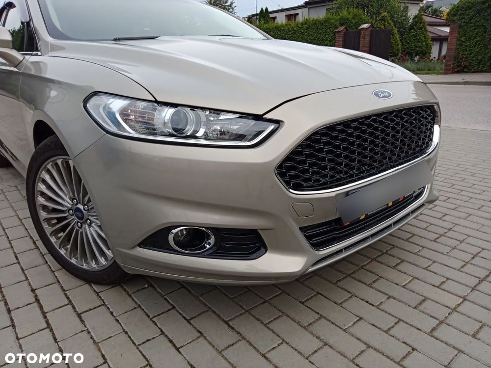 Ford Fusion - 2