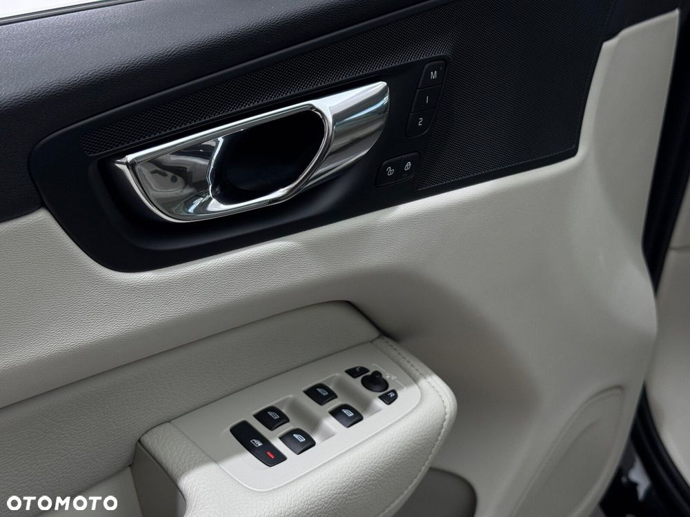 Volvo XC 60 D5 AWD Inscription - 20