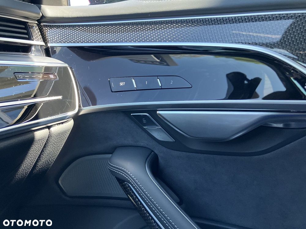 Audi A8 - 31