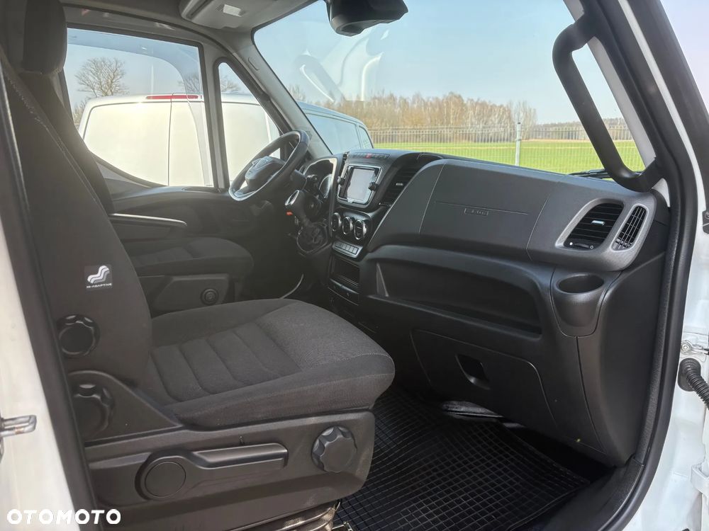 Iveco Daily 50C21 35C21 3.0 HPI Hi-Matic Kontener 8 palet + winda 1000kg + drzwi boczne **Kamera**Klima**LED**Super stan**2024R** - 10