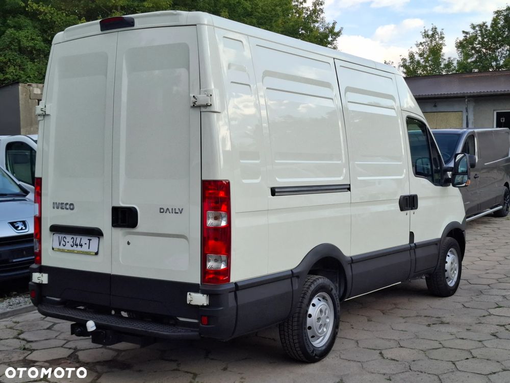 Iveco Daily 35S13 L2H2 ŚREDNIAK Klima HAK 3500KG - 7