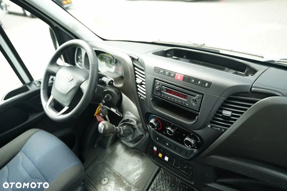 Iveco DAILY 35-120 / ZWYŻKA / PODNOŚNIK KOSZOWY MULTITEL MT 182 / 4 PODPORY / MANUAL / 2017 R - 29