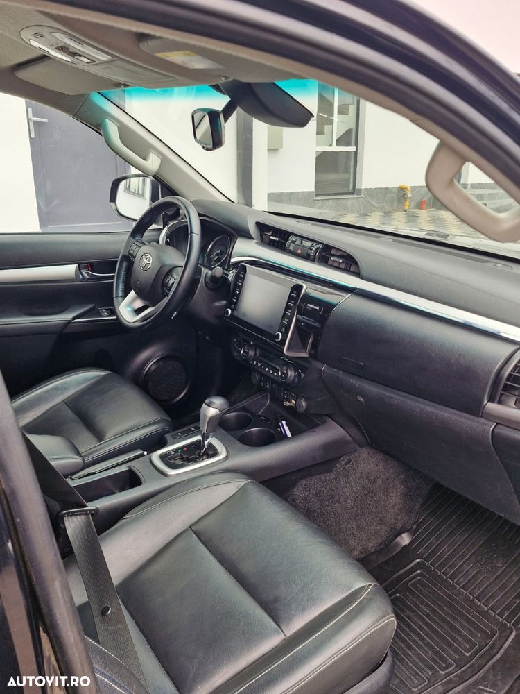 Toyota Hilux 2.8D 204CP 4x4 Double Cab AT Executive - 4