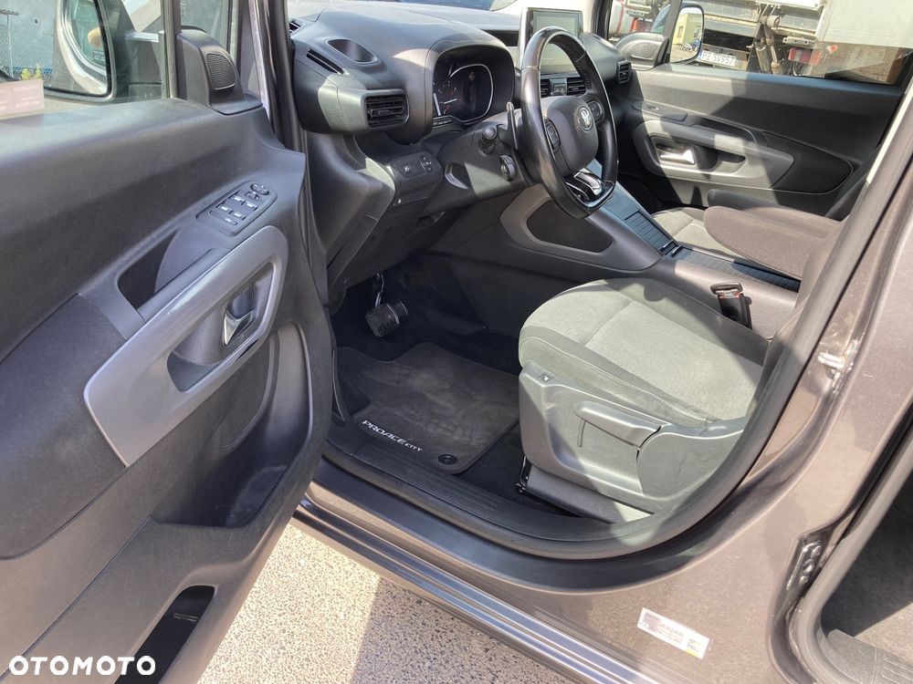 Toyota Proace City Verso 1.5 D-4D Business - 6