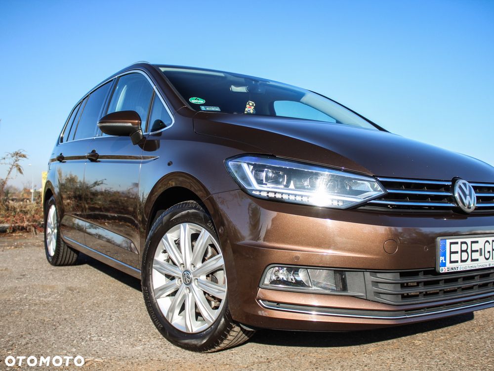 Volkswagen Touran 2.0 TDI BMT Highline - 25