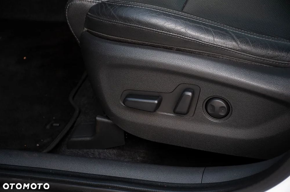 Hyundai Tucson 1.6 CRDi 48V-Hybrid 2WD DCT Prime - 38