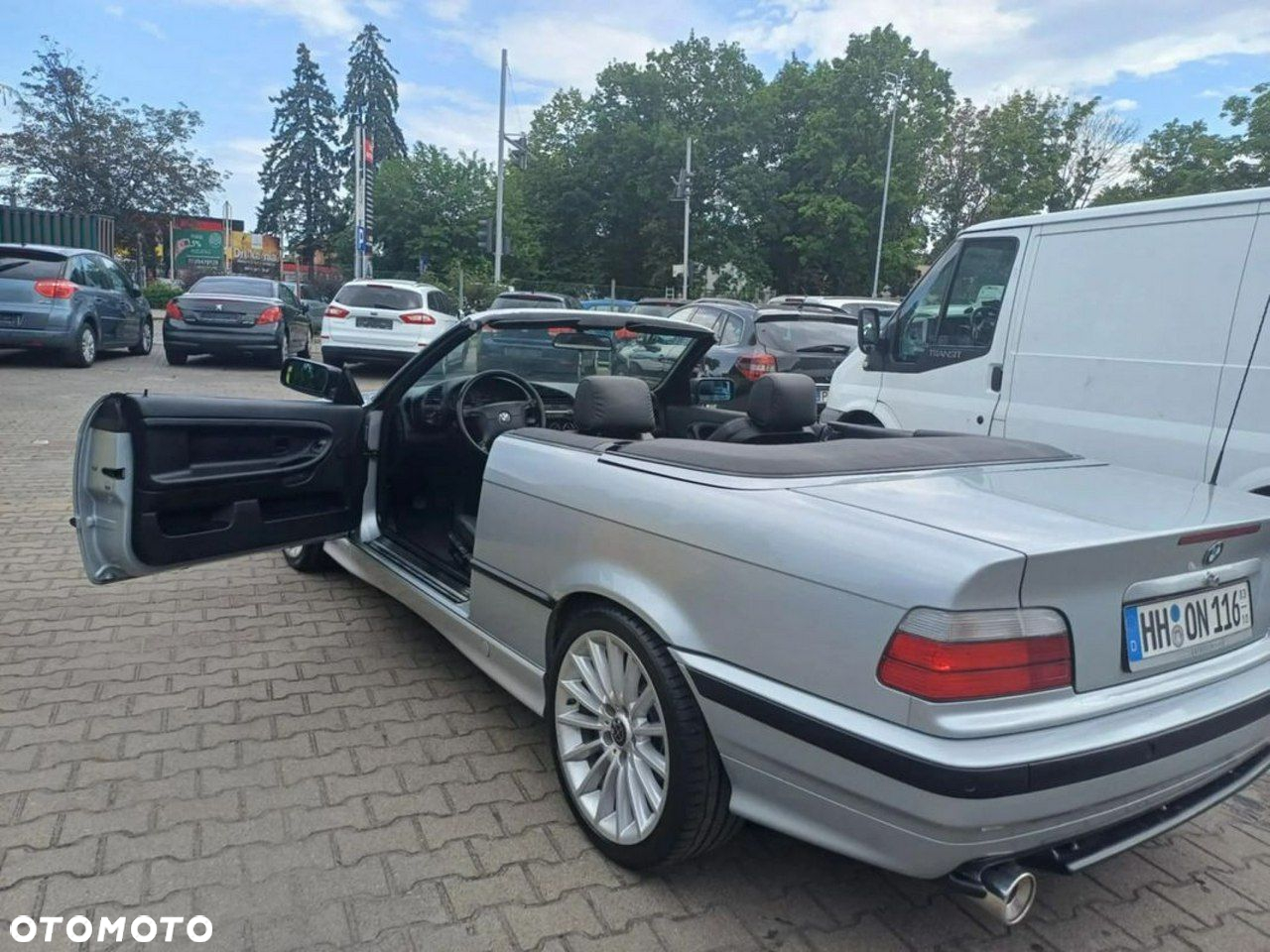 BMW Seria 3 318i Cabriolet - 15