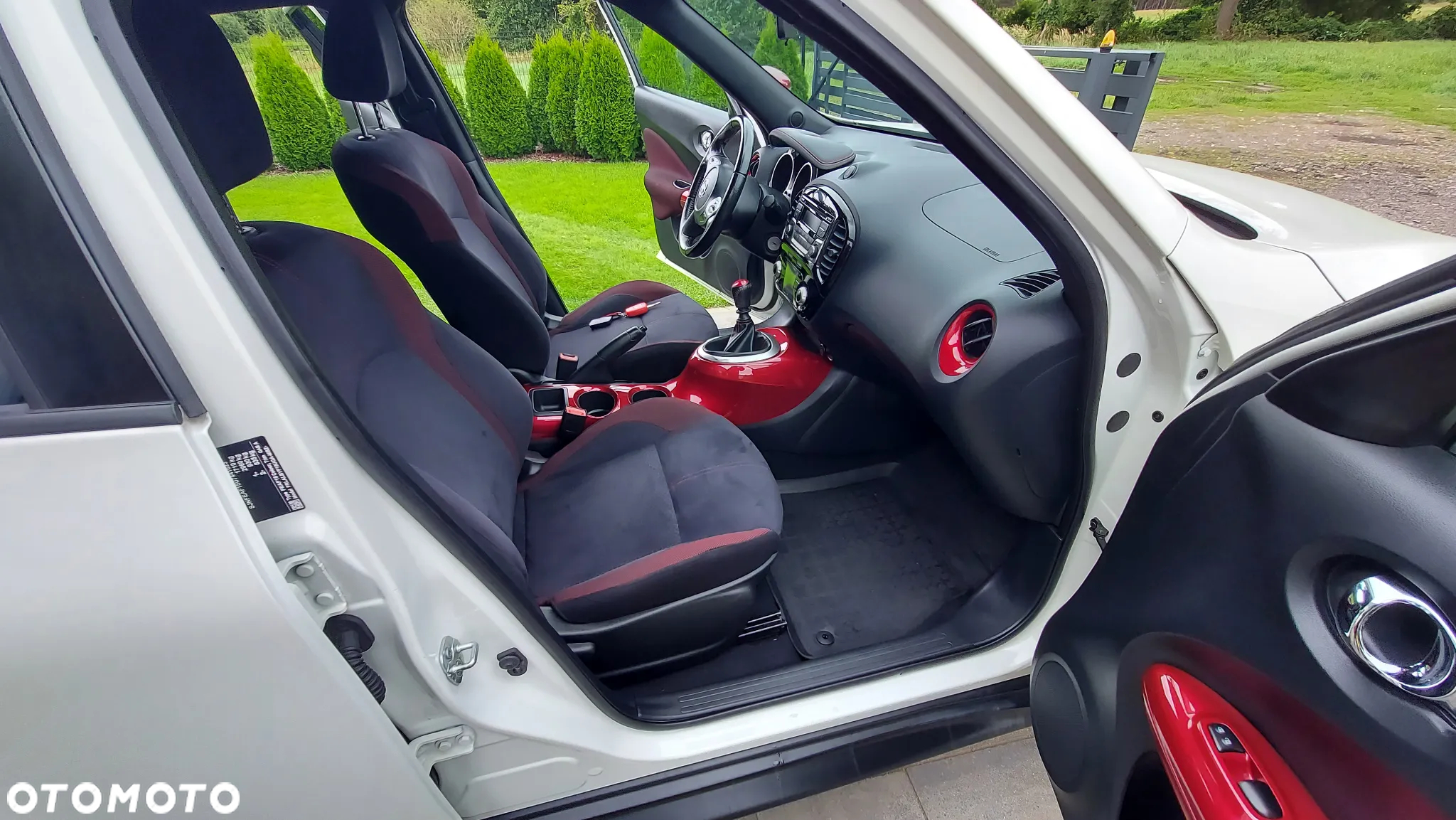 Nissan Juke 1.2 DIG-T Acenta EU6 - 12