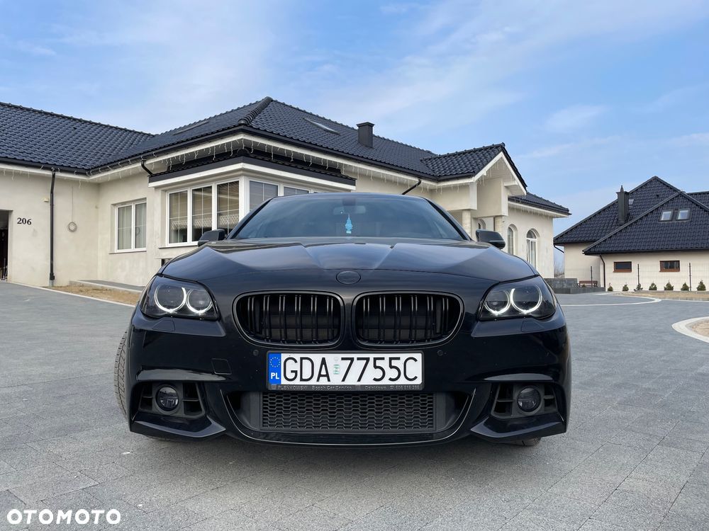 BMW Seria 5 528i xDrive Luxury Line - 10