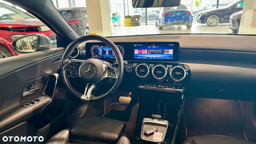 Mercedes-Benz Klasa A 200 Progressive 7G-DCT - 16