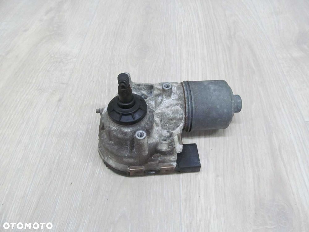 FORD FOCUS MK3 SILNIK SILNICZEK WYCIERACZKI LEWY PRZOD BM51-17504-AF 0390248108 - 1