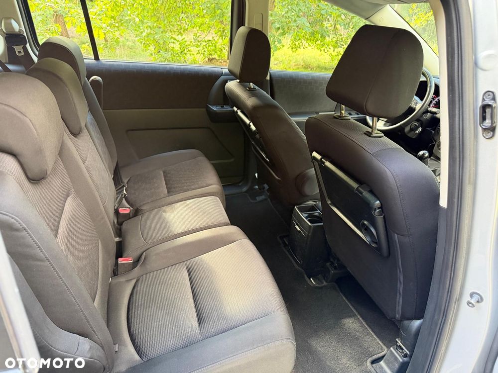 Mazda 5 - 12