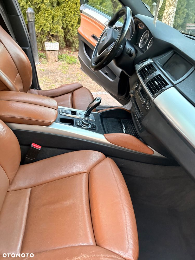 BMW X6 - 12