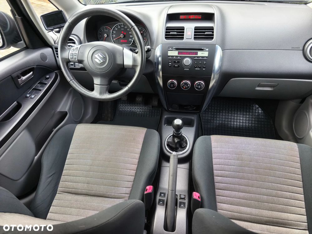 Suzuki SX4 Classic 1.6 VVT 4x4 Style - 17