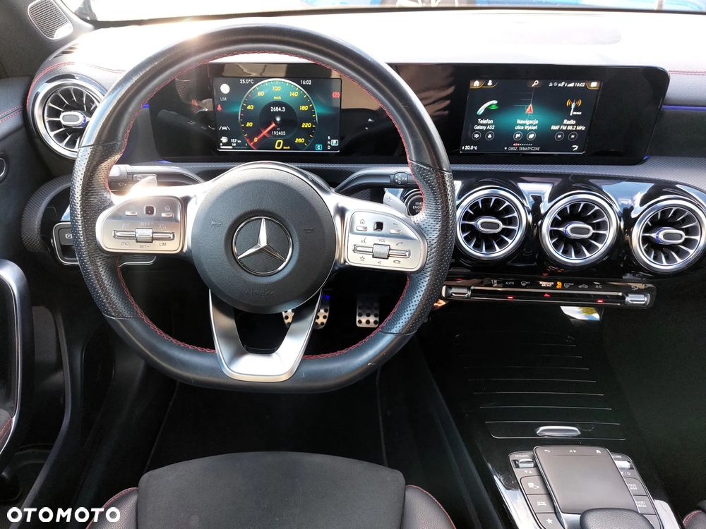 Mercedes-Benz CLA 200 Shooting Brake 7G-DCT AMG Line - 16