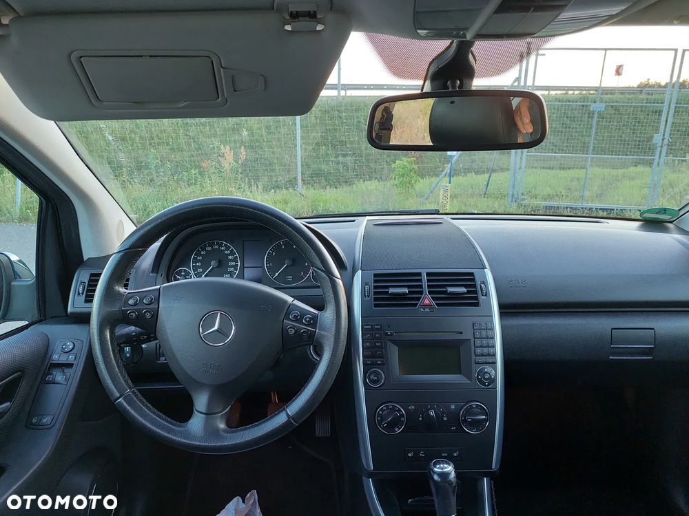 Mercedes-Benz Klasa A 180 BlueEFFICIENCY Avantgarde - 10