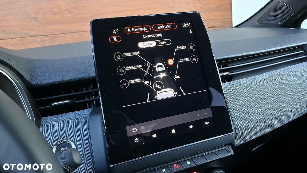 Renault Clio TCe 90 X-tronic INTENS - 23