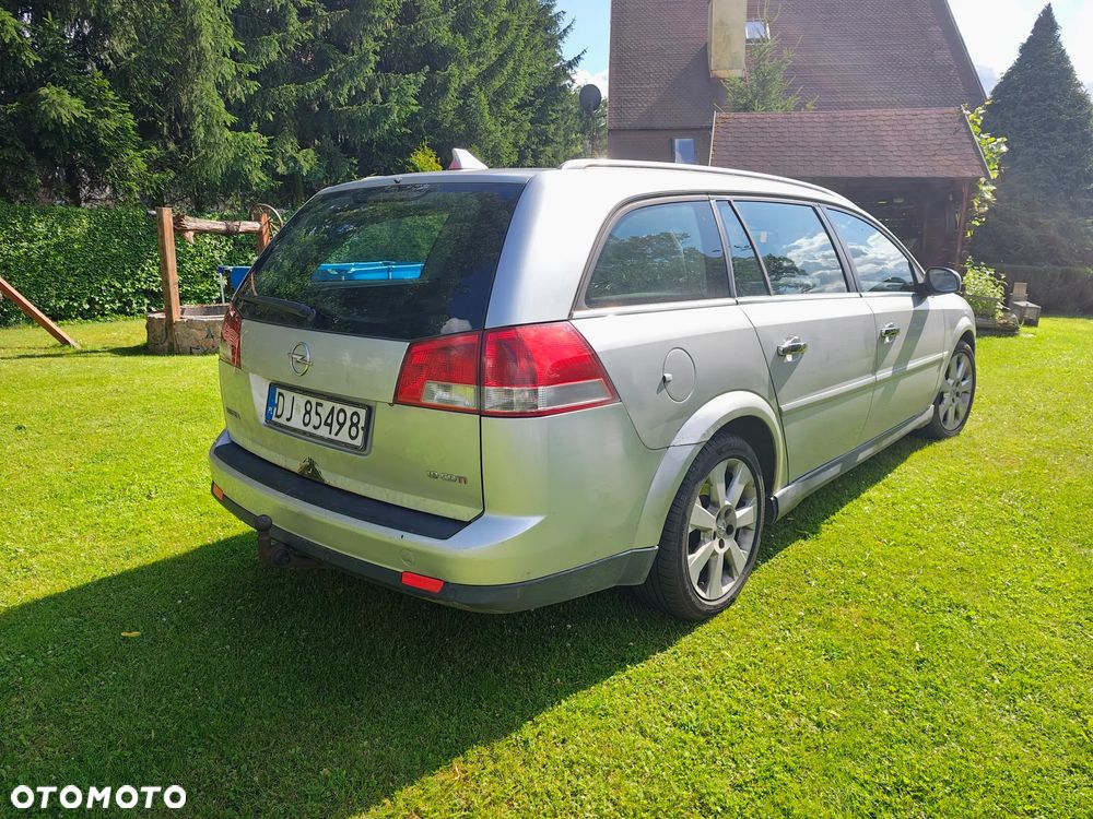 Opel Vectra 1.9 CDTI Cosmo - 1