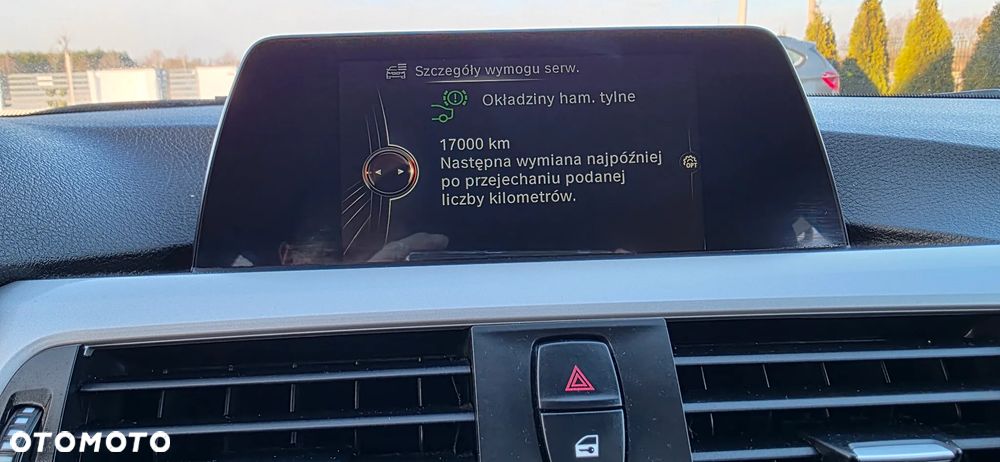 BMW Seria 3 320d xDrive Sport Line - 24